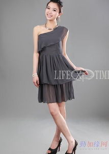 深耕精品，聚焦品质 解析外贸女装T恤批发的多元市场